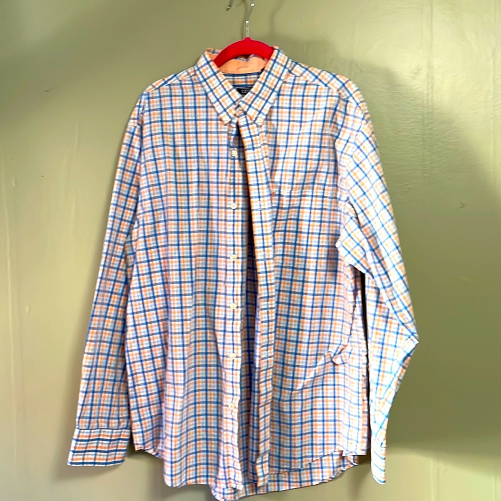 Summer 🌞 Izod L Men’s Shirt